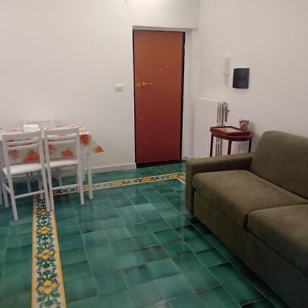 Let It B&B Apartment Salerno Eksteriør bilde